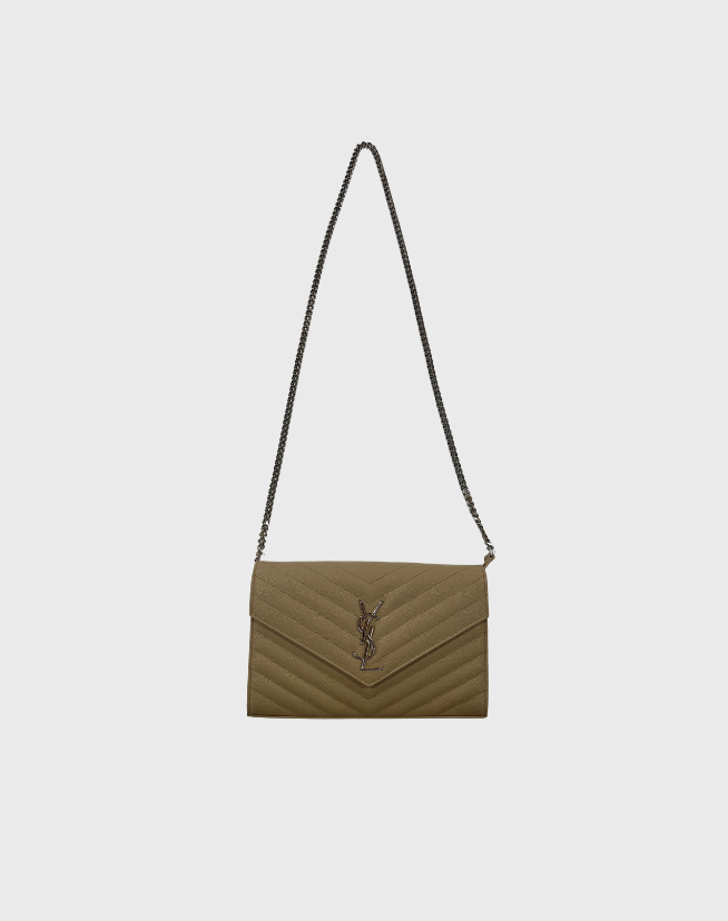 CLASSIC CASSANDRE CHAIN WALLET IN GRAIN DE POUDRE LEATHER