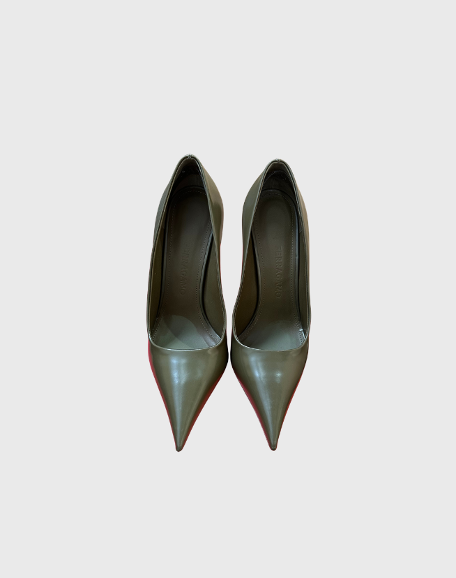 FERRAGAMO EVA PUMP - SIZE 7.5