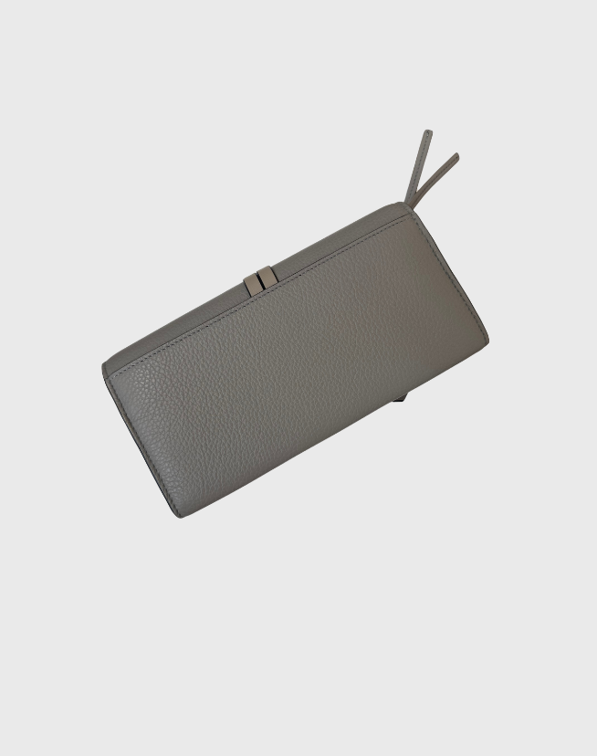 CHLOE ALPHABET WALLET WITH FLAP IN GRAINED LEATHER