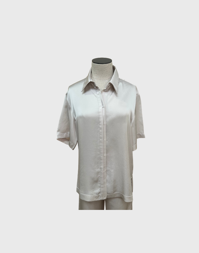 VIKTORIA & WOODS PANTS AND SHORT SLEEVE SHIRT SET - SIZE XS