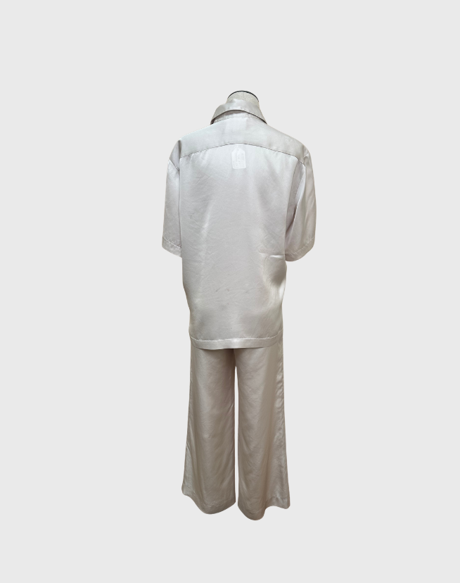 VIKTORIA & WOODS PANTS AND SHORT SLEEVE SHIRT SET - SIZE XS