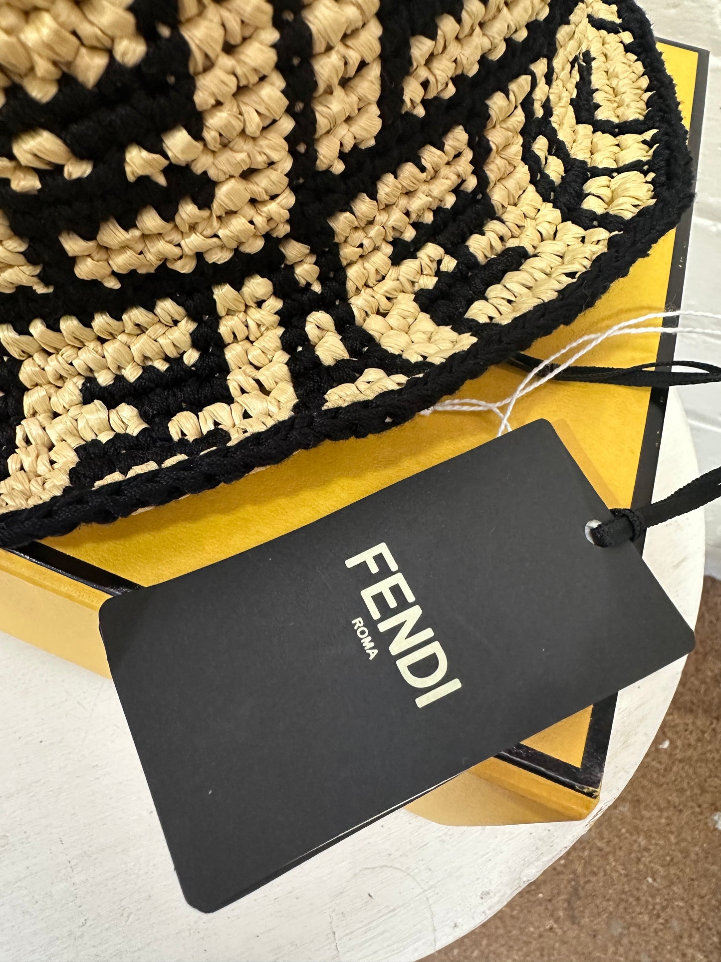 FENDI LOGO MONOGRAM BUCKET HAT - M/L