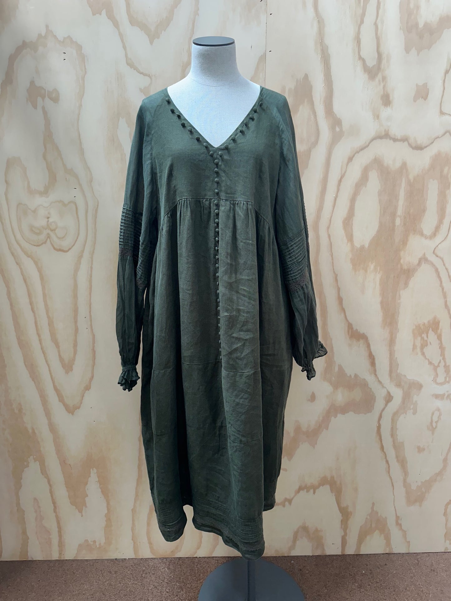 JOSLIN BUTTON FRONT LINEN DRESS - SIZE 12