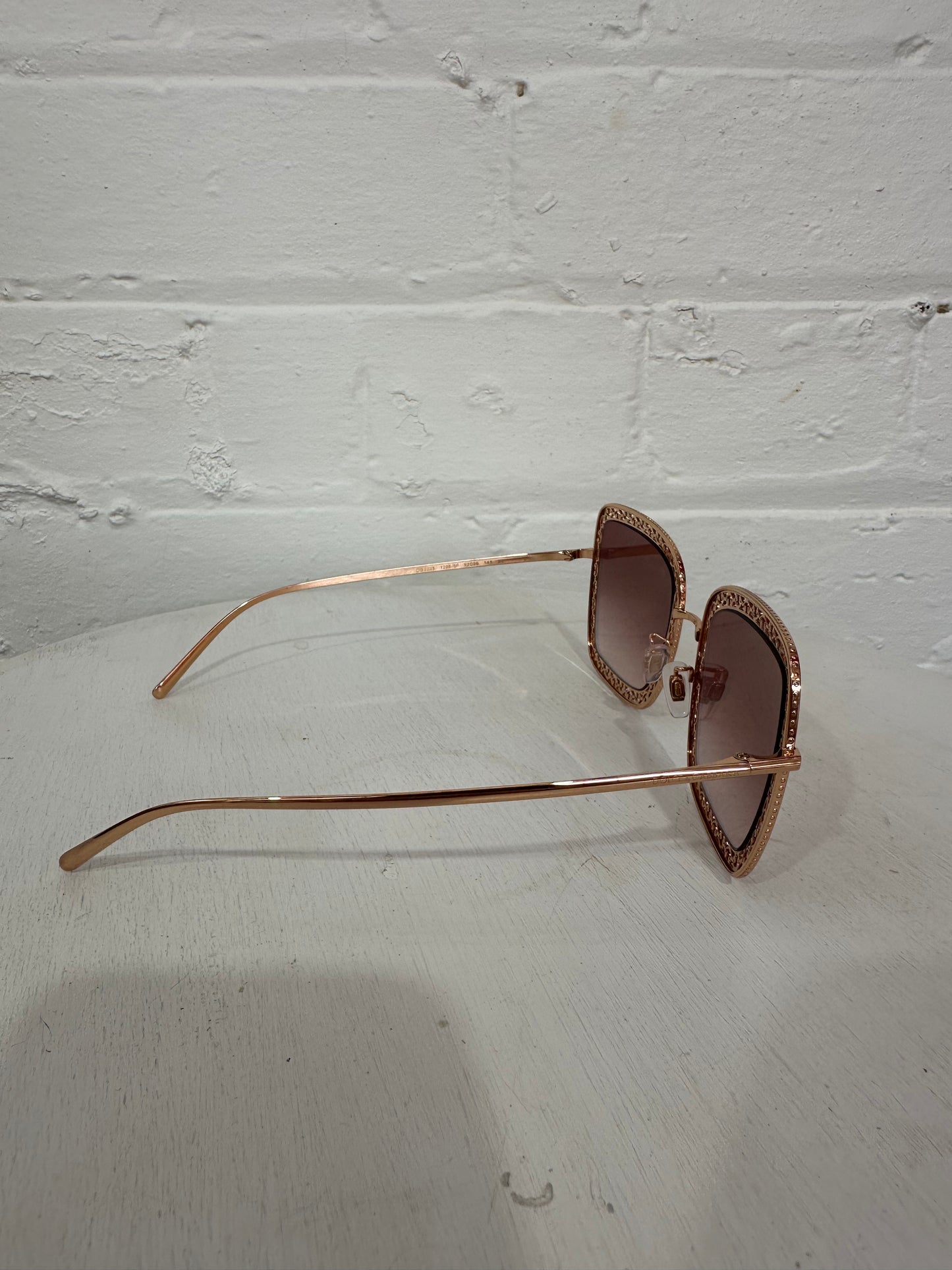 DOLCE & GABBABA SUNGLASSES