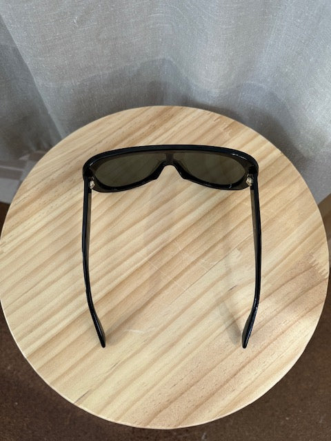 GUCCI OVERSIZED D-FRAME ACETATE SUNGLASSES