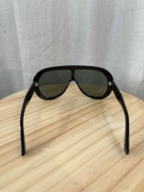 GUCCI OVERSIZED D-FRAME ACETATE SUNGLASSES