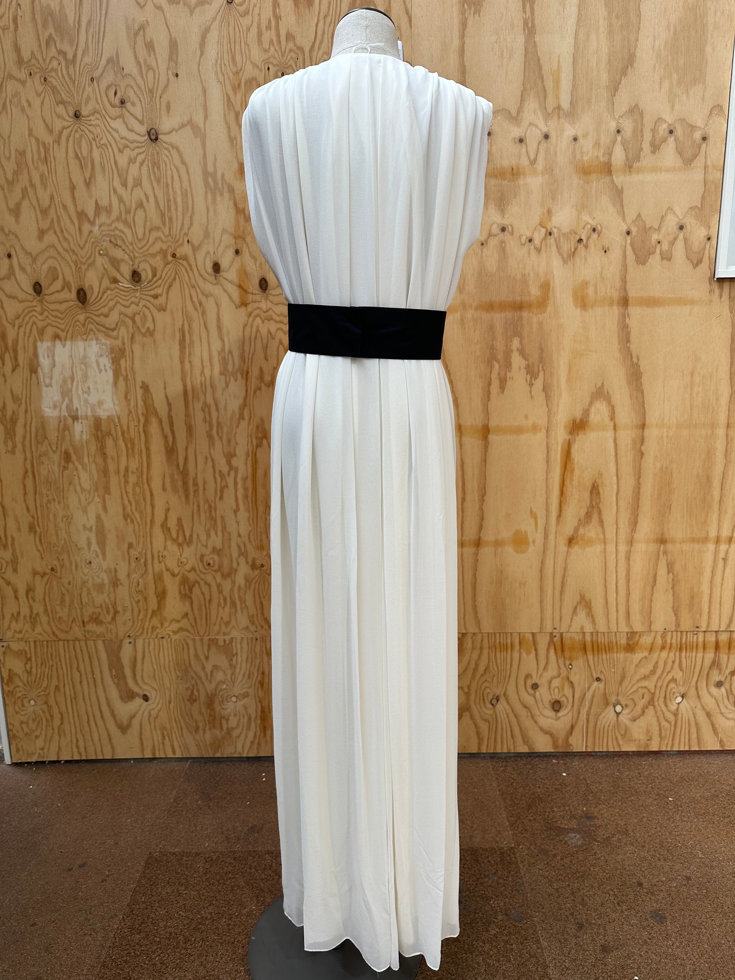 CARLA ZAMPATTI WHITE GOWN WITH BLACK ELASTIC BELT - SIZE 10