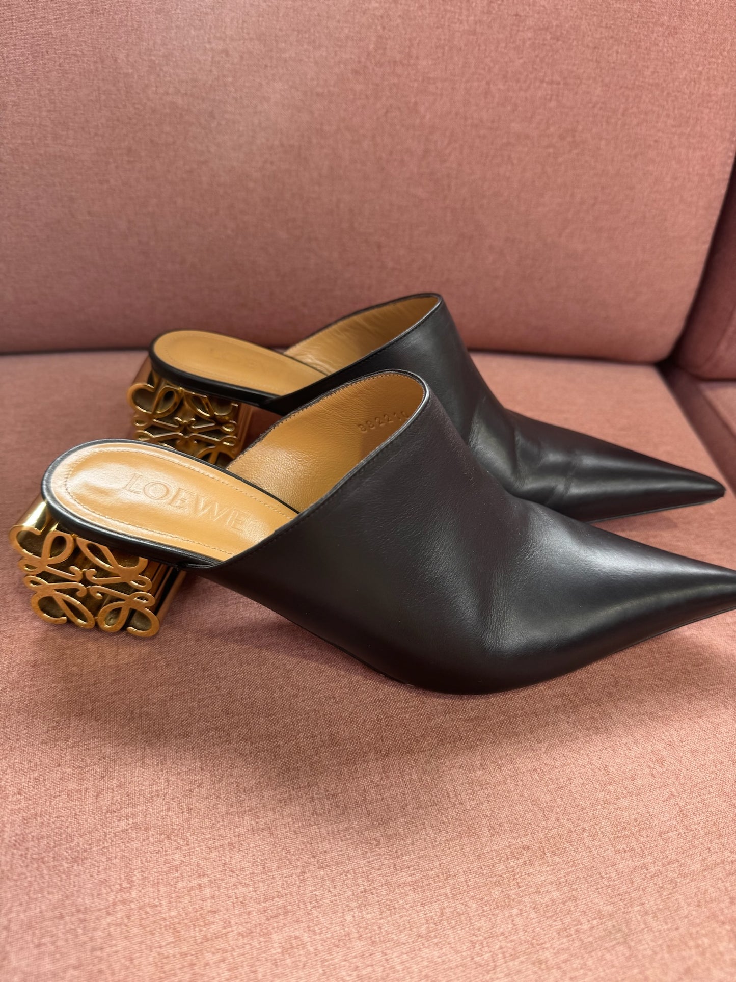 LOEWE ANAGRAM LEATHER LOGO HEEL MULES - SIZE 40