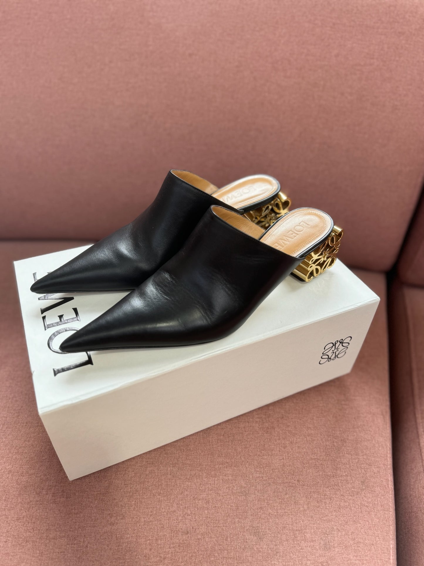 LOEWE ANAGRAM LEATHER LOGO HEEL MULES - SIZE 40