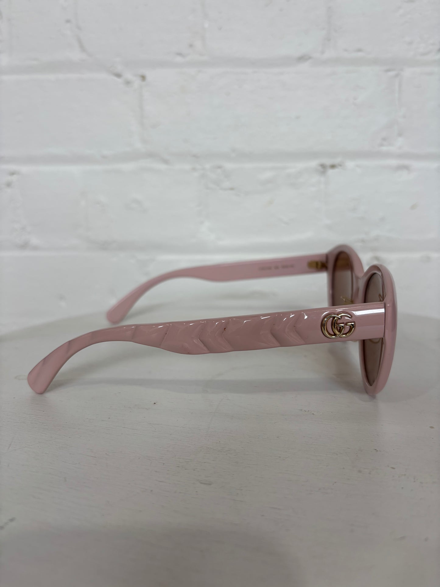 GUCCI PINK SUNGLASSES