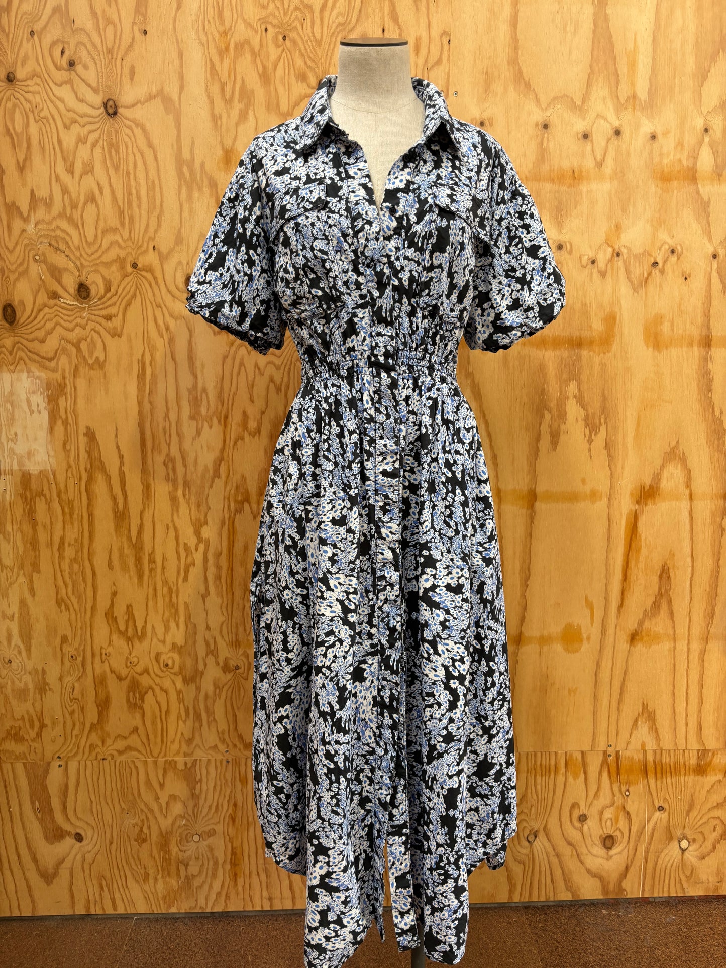 CAMILLA AND MARC FLORAL BUTTON DOWN SHIRT DRESS - SIZE 10