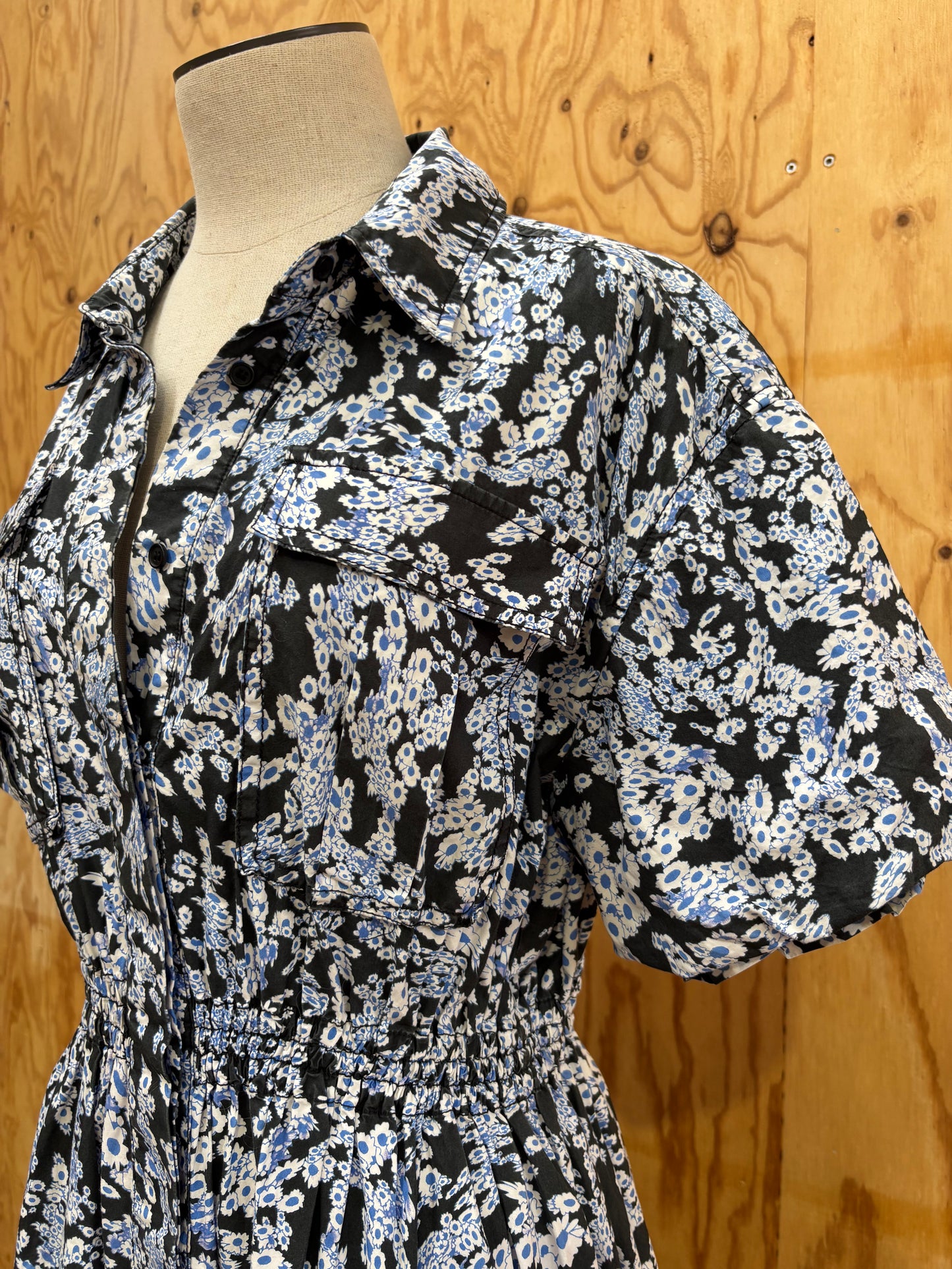 CAMILLA AND MARC FLORAL BUTTON DOWN SHIRT DRESS - SIZE 10