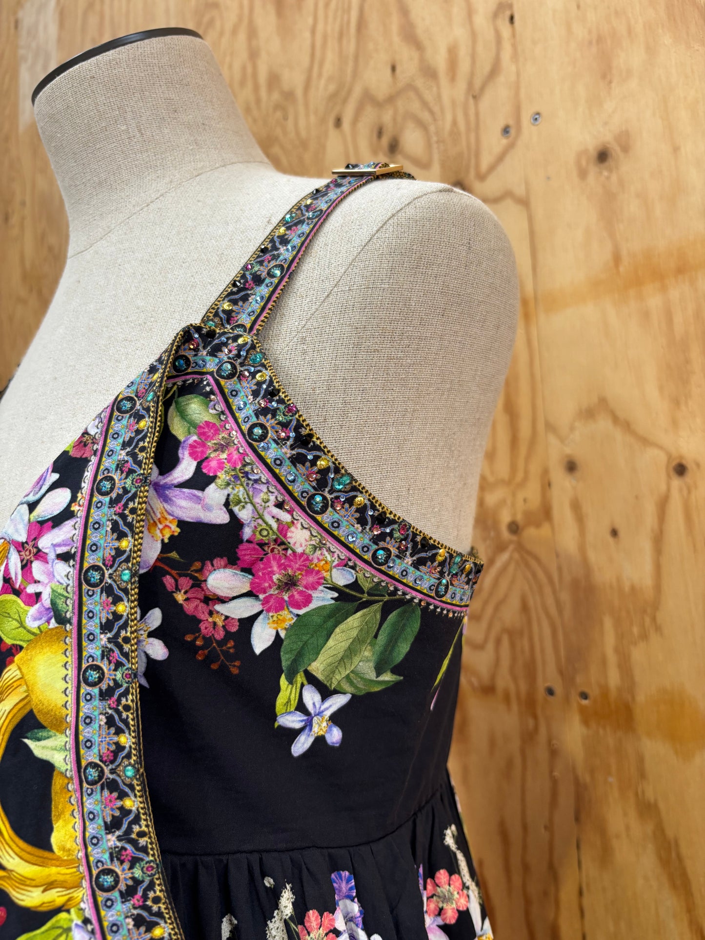 CAMILLA MEET ME IN MARCHESA TIE FRONT HIGH LOW DRESS - SIZE MEDIUM