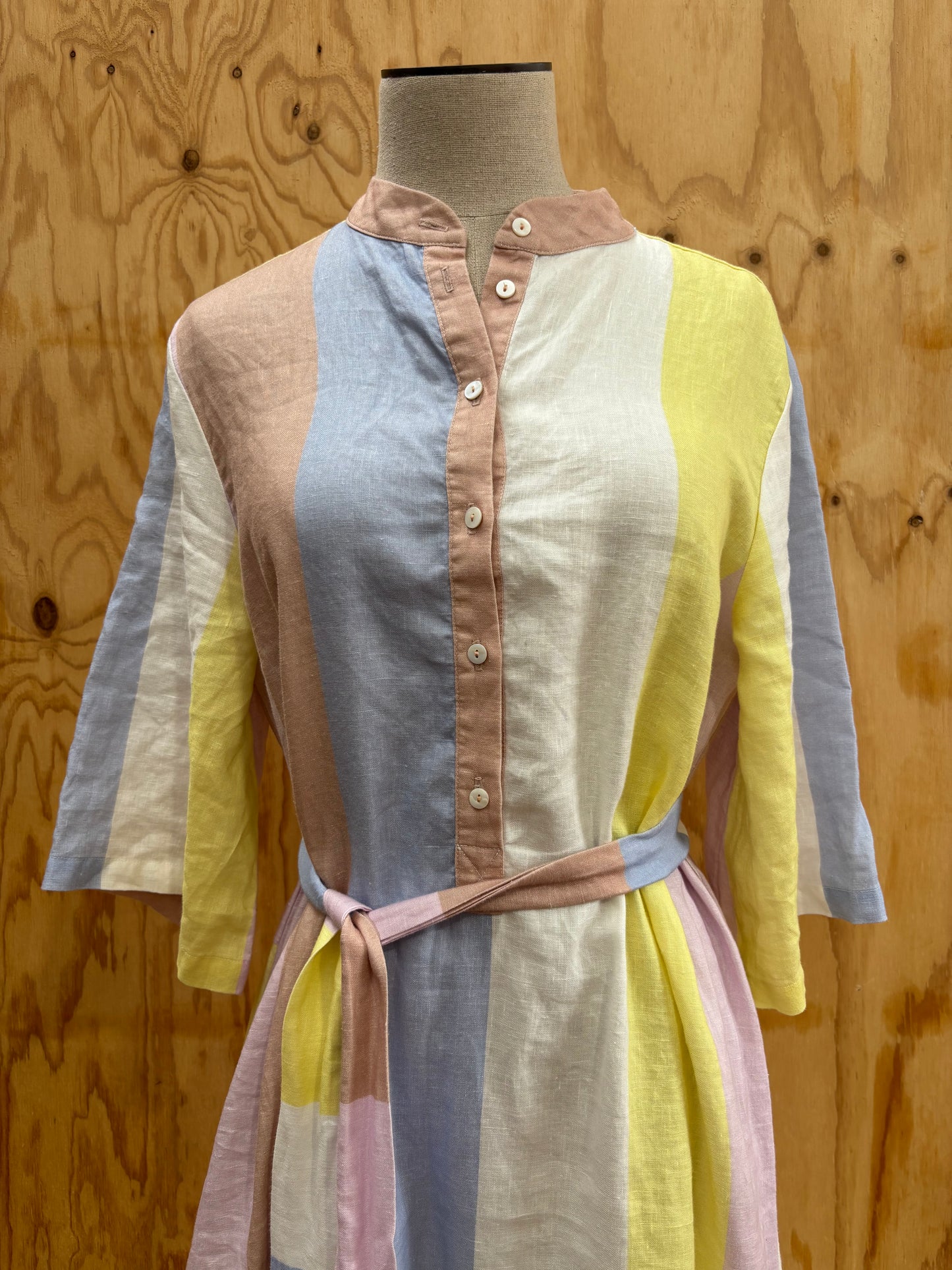 LE STRIPE PASTEL STRIPE SHIRT DRESS - SIZE S