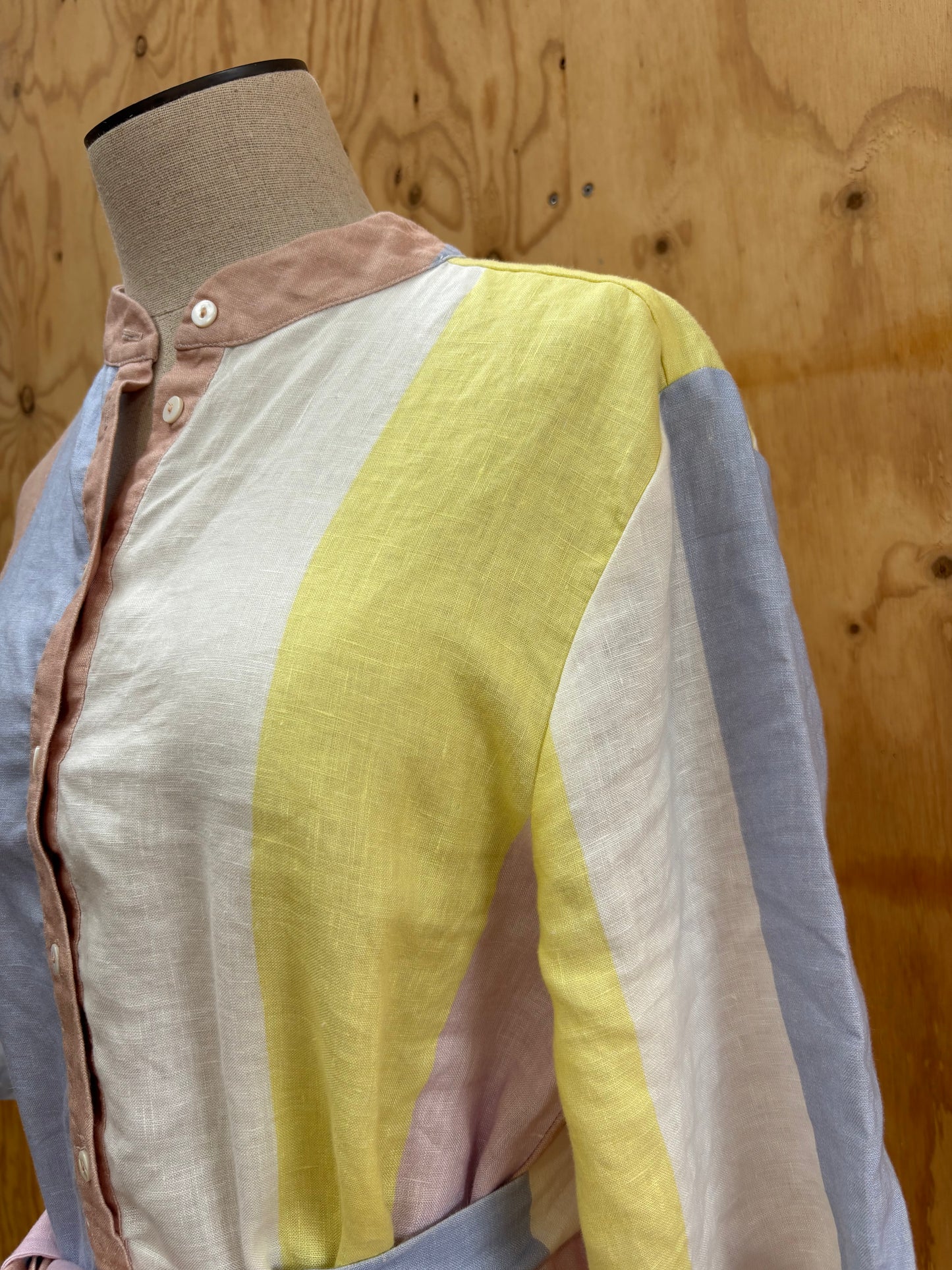 LE STRIPE PASTEL STRIPE SHIRT DRESS - SIZE S