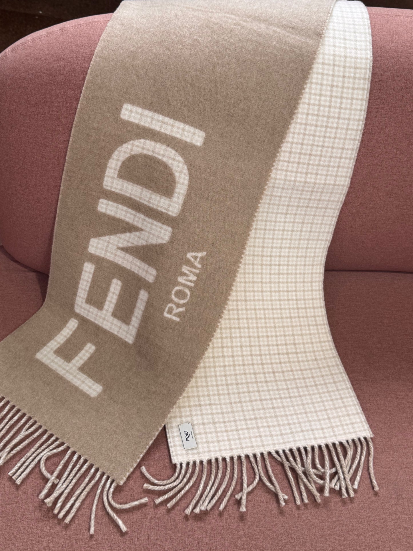 FENDI WOOL AND CASHMERE MOTIF SCARF