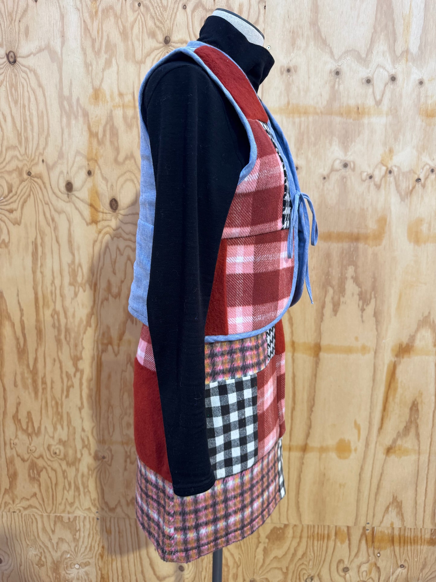 KUWAII WOOL PATCHWORK SKIRT - SIZE 10