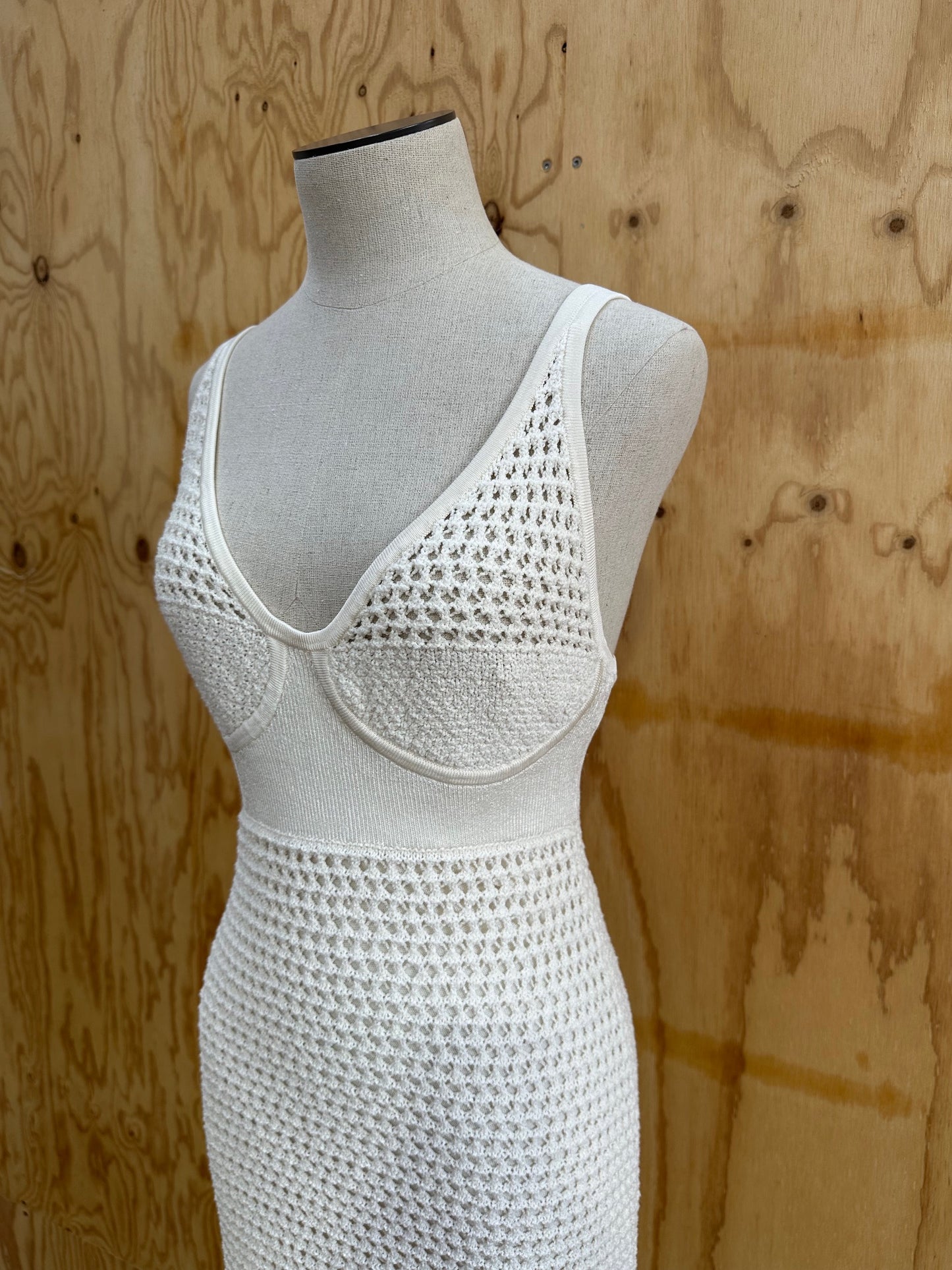 CAMILLA AND MARC LAPIS DRESS CROCHET SCOOP NECK - SIZE MEDIUM