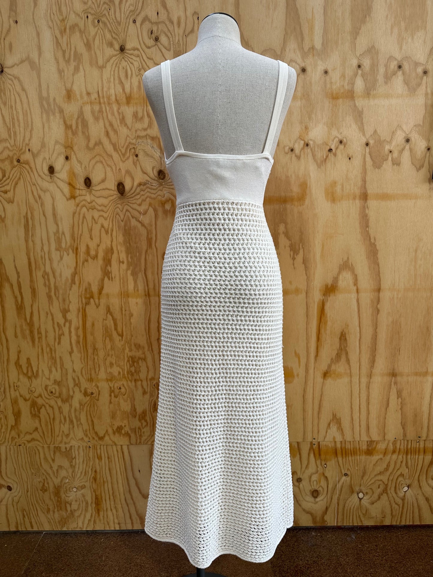 CAMILLA AND MARC LAPIS DRESS CROCHET SCOOP NECK - SIZE MEDIUM