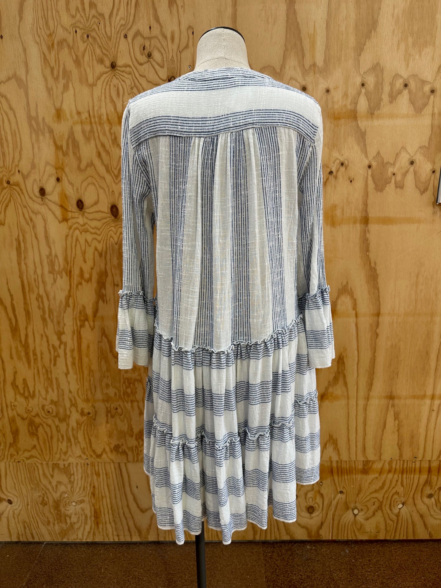 ESTILO EMPORIO SORRENTO DRESS - SIZE SMALL