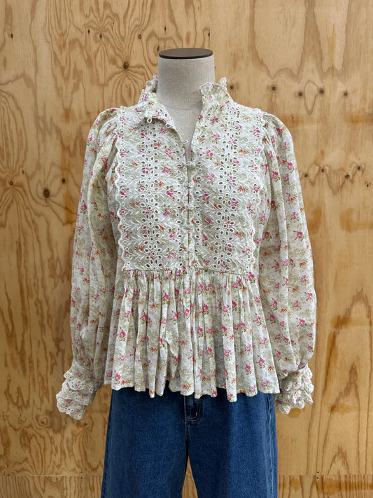 BY TIMO BRODERIE ANGLAISE  FLORAL BLOUSE - SIZE XS