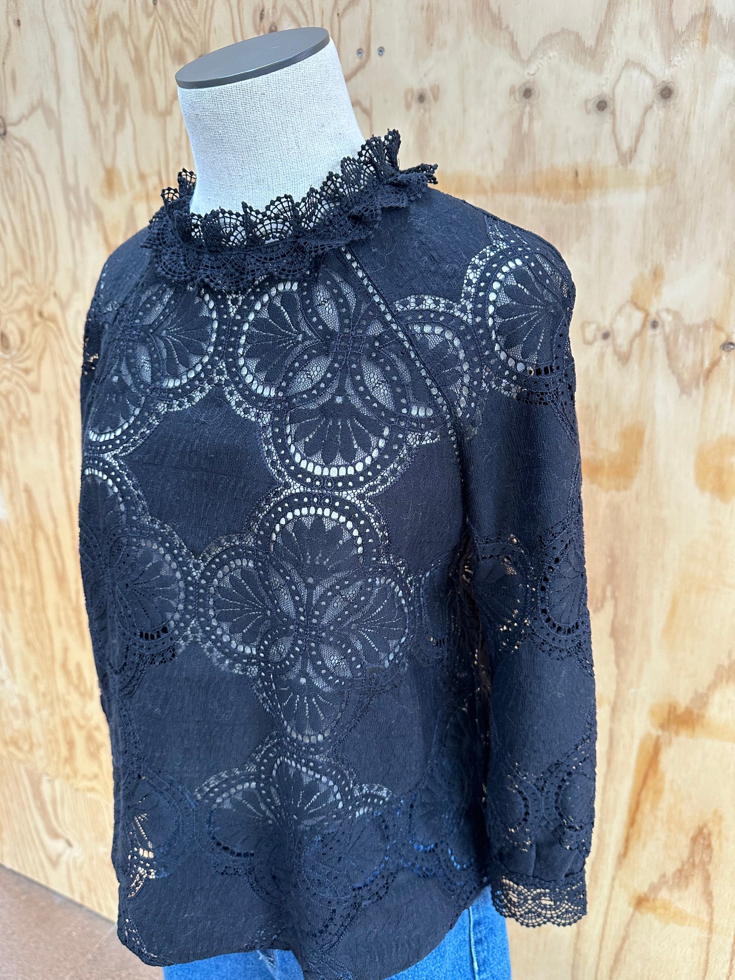 SEZANE BLANCA BLOUSE - SIZE 40