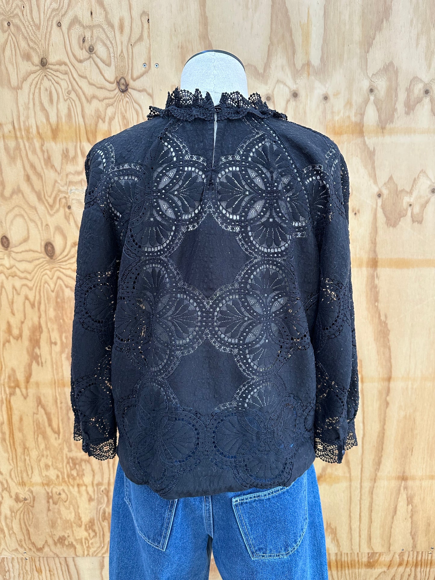 SEZANE BLANCA BLOUSE - SIZE 40