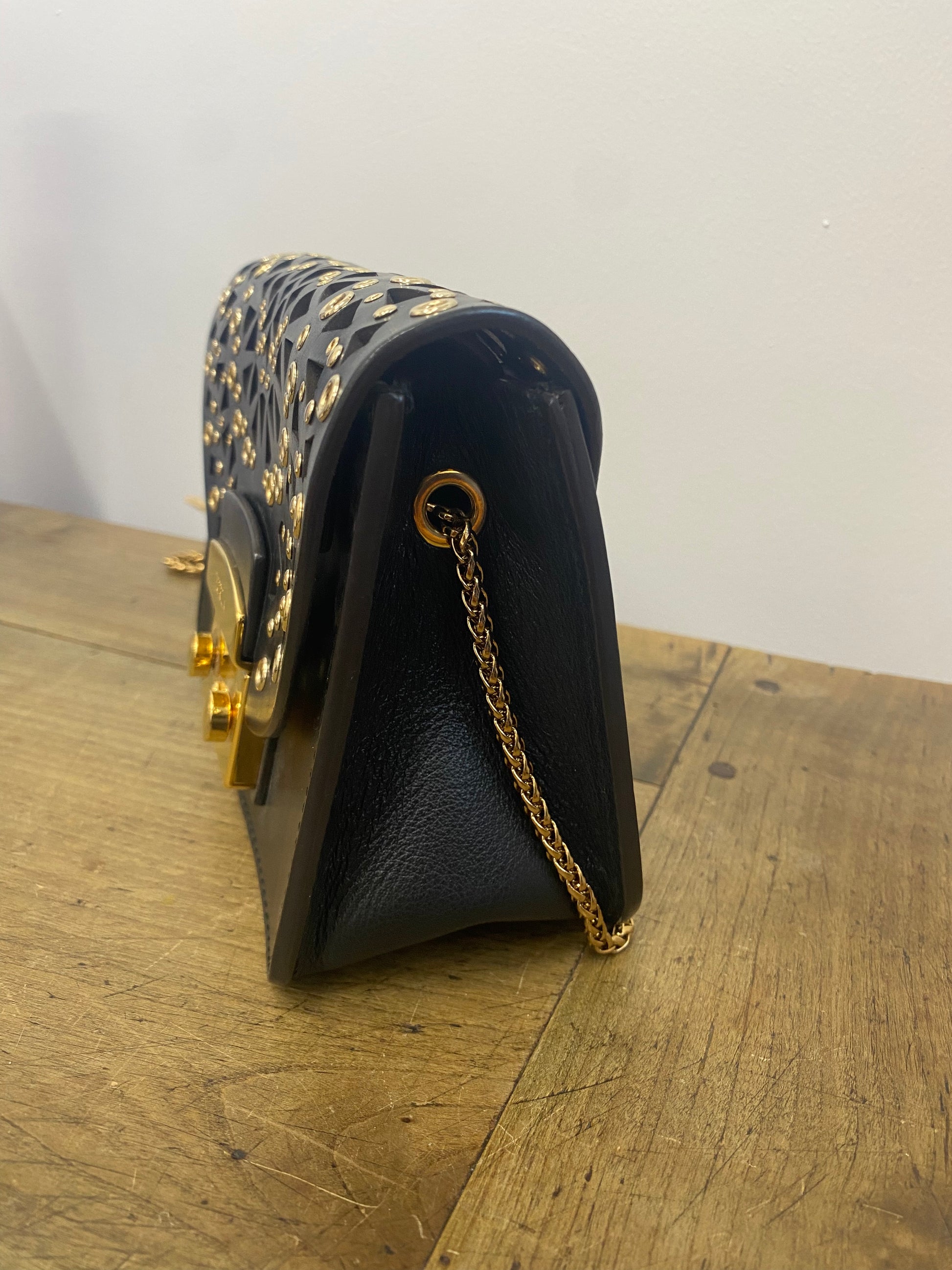 FURLA METROPOLIS BOLERO SMALL LEATHER SHOULDER BAG Cercle Lifestyle