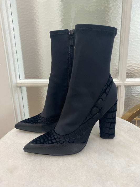 CAMILLA AND MARC ZOEY SOCK BOOTS - SIZE 41