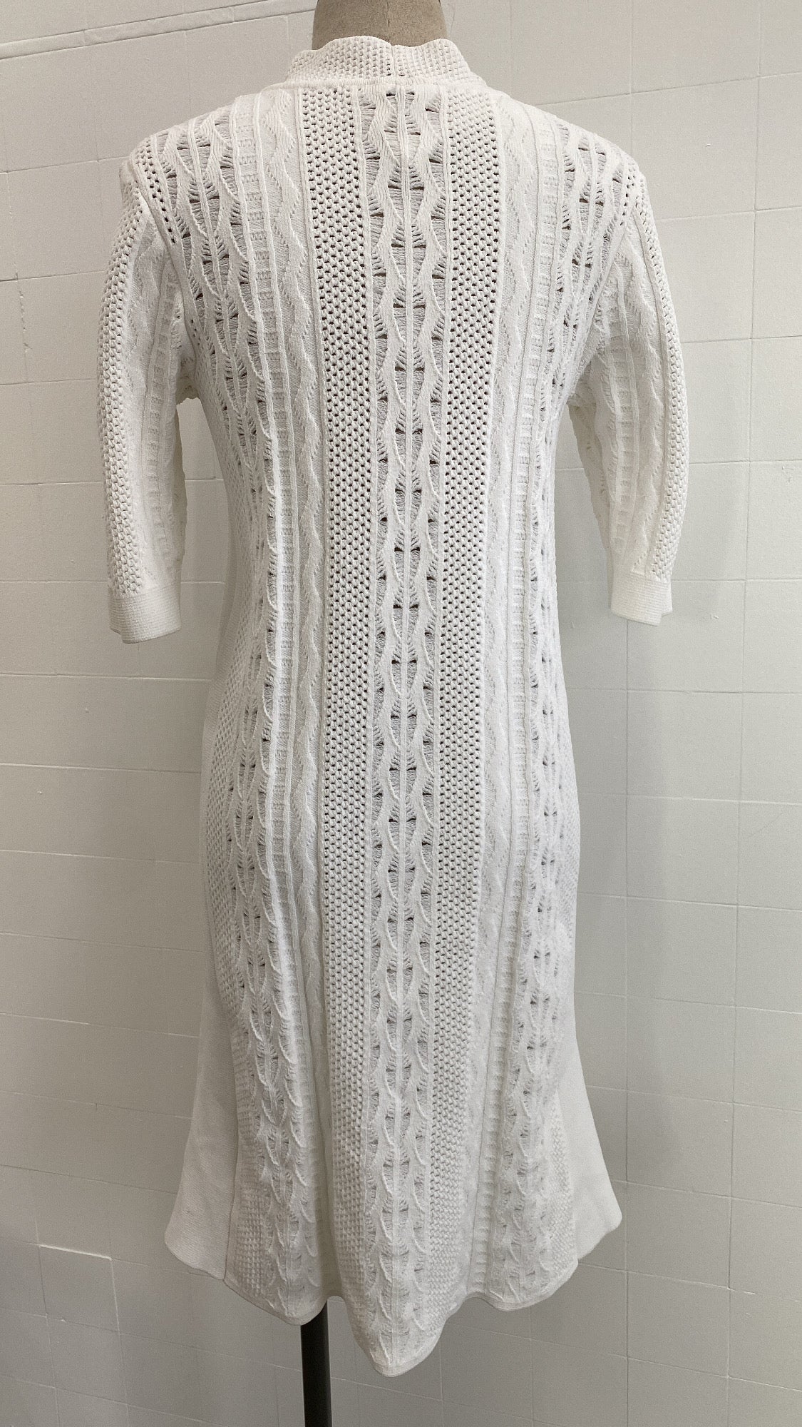 SCANLAN THEODORE WHITE CREPE KNIT DRESS